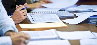 Jak poprawić efektywność zarządzania dokumentami w firmie?